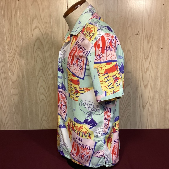 Petals and Peacocks I’m Sensitive all over print mens button down shirt size M - Picture 6 of 9